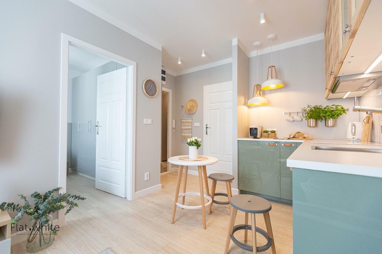 Apartamenty Flat White Obywatelska 47Ab Zielona Góra Exteriör bild